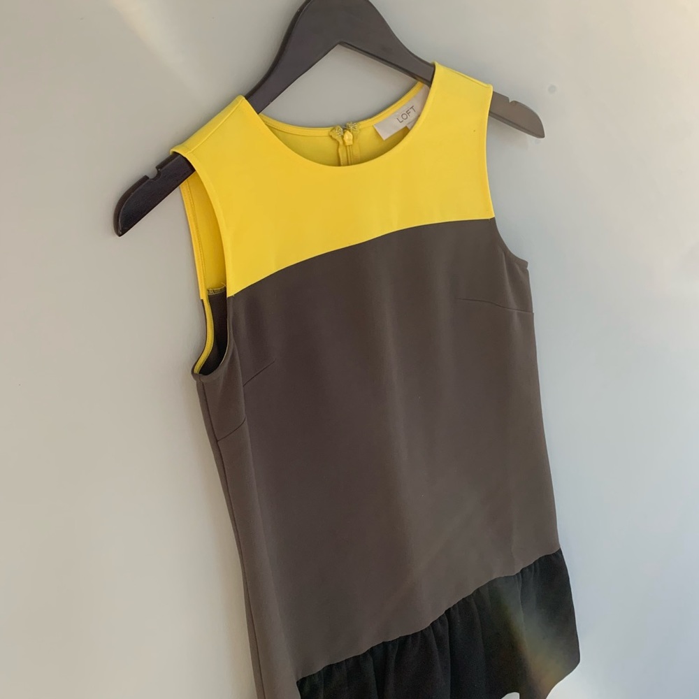 Loft | Colorblock Ruffle Shift Dress - Picture 3 of 8